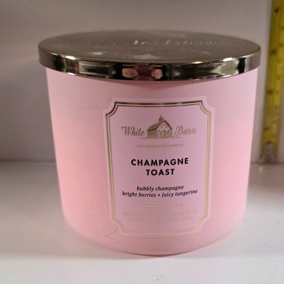 White Barn Champagne Toast 3-wick Candle Used - Picture 1 of 3